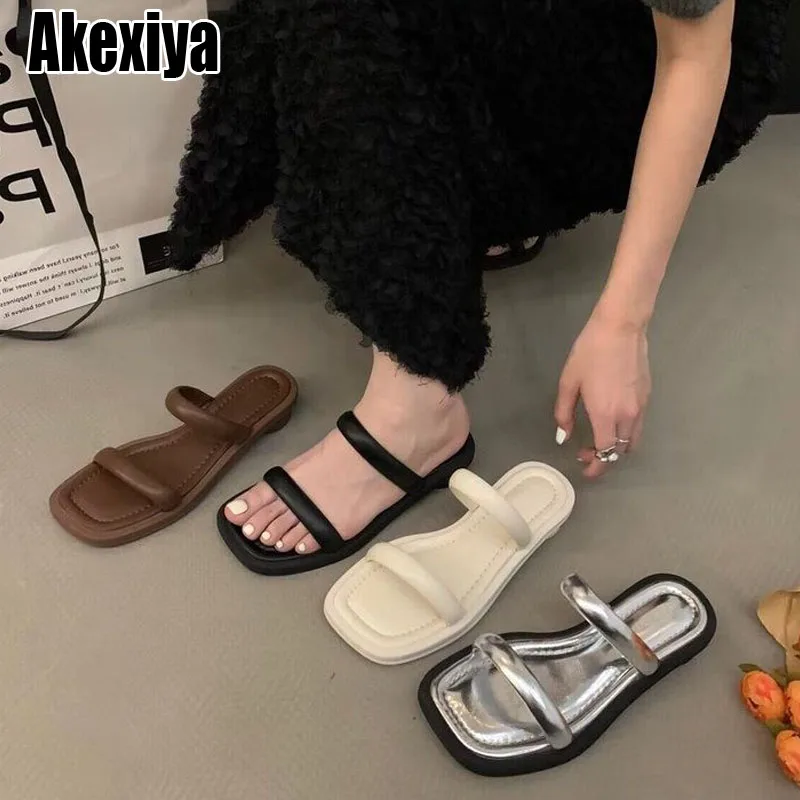 

2023 Summer Open Toe Women Slides Fashion Narrow Band Ladies Casual Slipper Low Heel Outdoor Beach Vacation Sandal Shoes