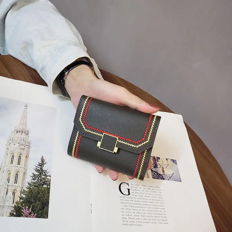 luxury designer Short Wallet for Women Small Wallets PU Leather Coin Purse Ladies Fashion Hasp Mini Wallet for men Card Holders
luxury designer Short Wallet for Women Small Wallets PU Leather Coin Purse Ladies Fashion Hasp Mini Wallet for men Card Holders