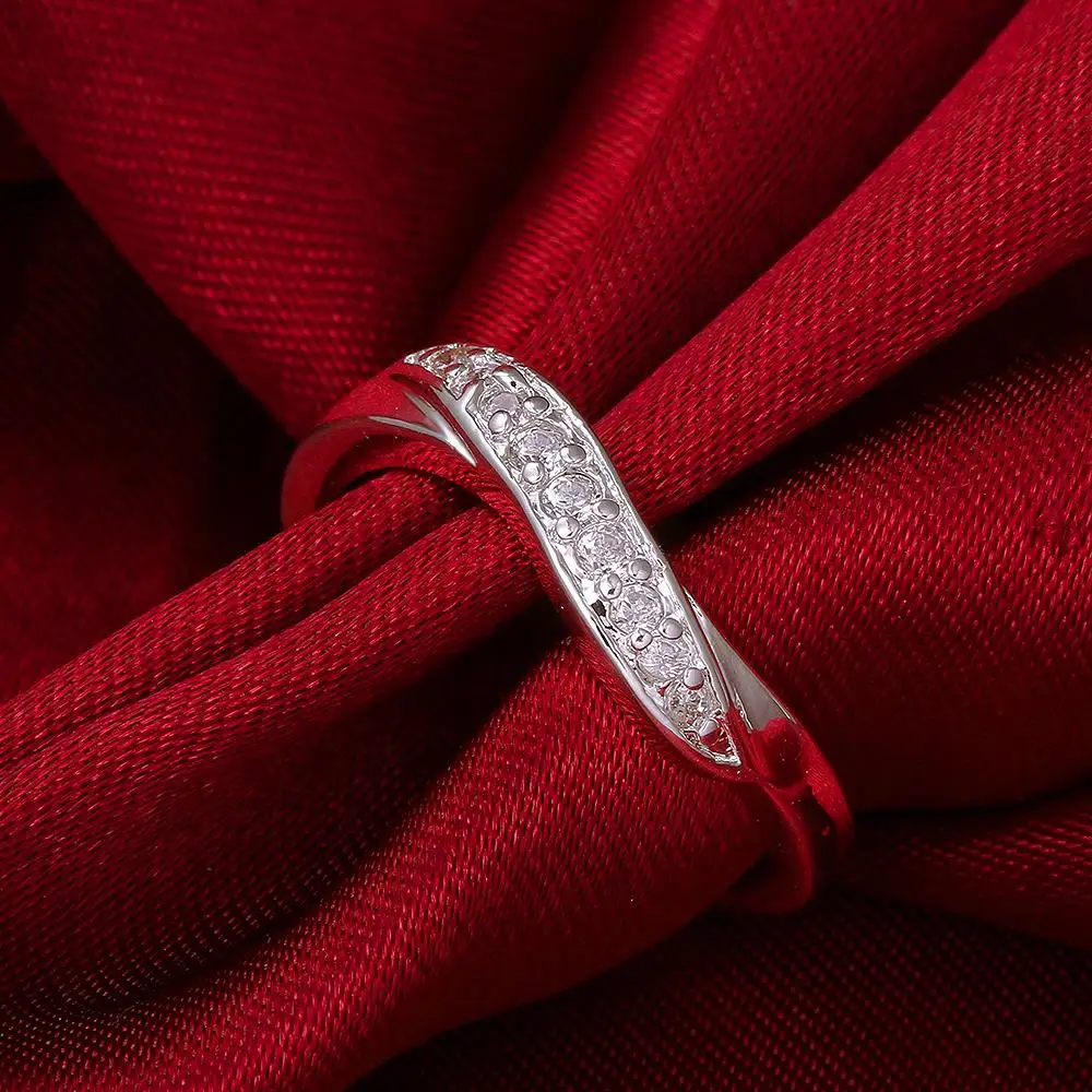 925 Sterling Silver color crystal Rings For elegant Women Fashion Wedding Party Gifts Girl student Charm high quality Jewelry
925 Sterling Silver color crystal Rings For elegant Women Fashion Wedding Party Gifts Girl student Charm high quality Jewelry