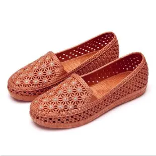 Flats Shoes Women Hollow Out Slip on Casual Nurse Shoes Summer Loafers Female Sandals Shallow Beach Breathable
Flats Shoes Women Hollow Out Slip on Casual Nurse Shoes Summer Loafers Female Sandals Shallow Beach Breathable