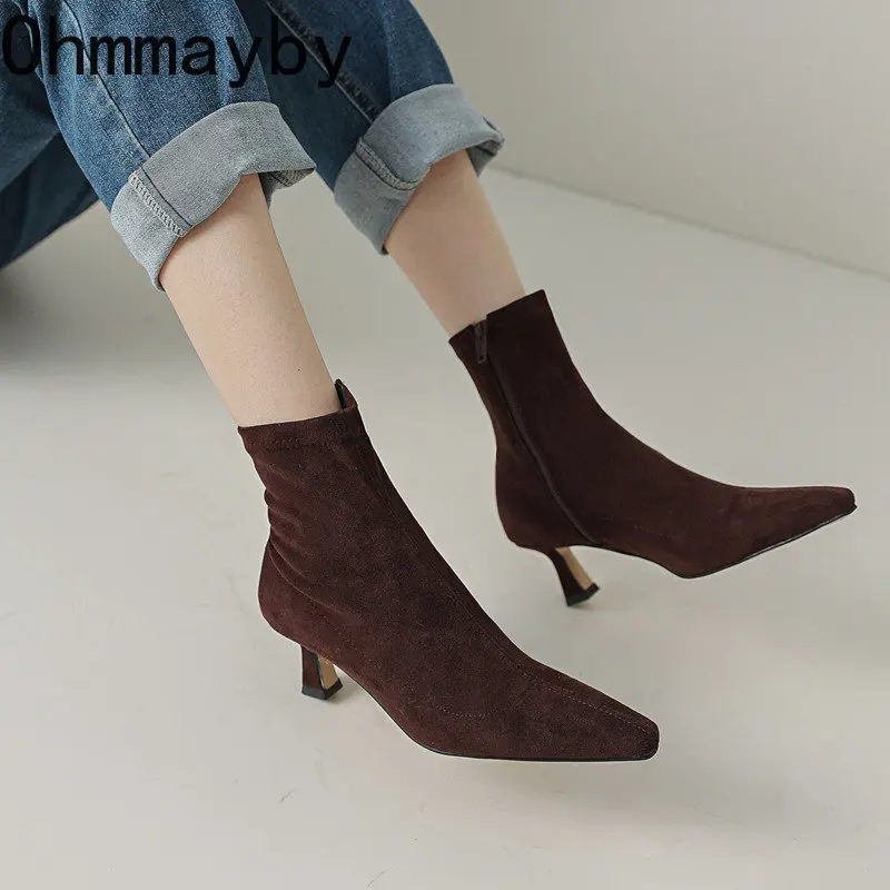 Женские трикотажные эластичные ботинки на высоком каблуке 
Женские трикотажные эластичные ботинки на высоком каблуке