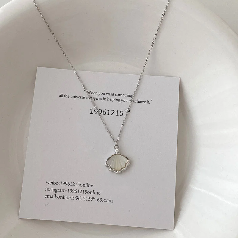 necklace Lifetime s925 sterling silver shell fan-shaped clavicle chain with classic elements for women, versatile jewelry
necklace Lifetime s925 sterling silver shell fan-shaped clavicle chain with classic elements for women, versatile jewelry