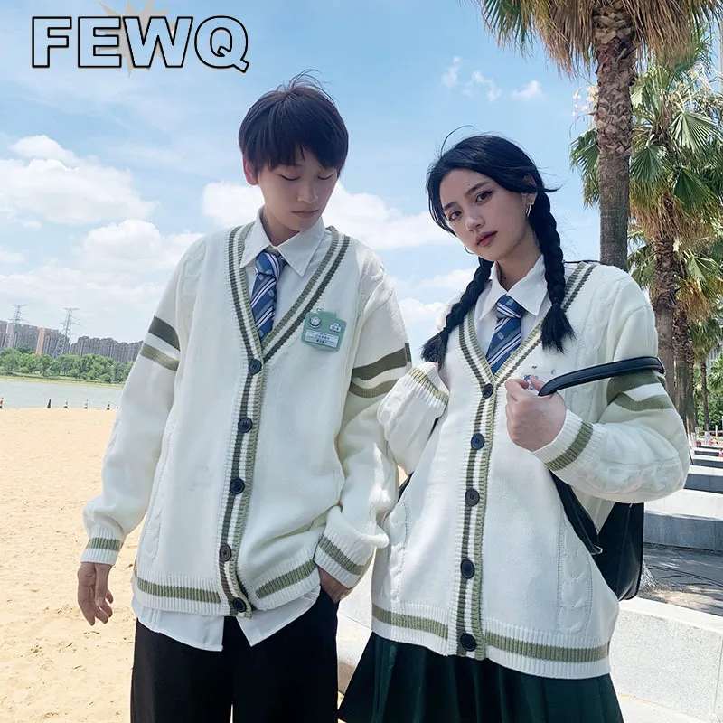 FEWQ Harajuku Men's Knitted Cardigan Sweater Male V-neck Coat Streetwear Couple Loose Tide Casual Spliced 2022 Autumn New 24B189
FEWQ Harajuku Men's Knitted Cardigan Sweater Male V-neck Coat Streetwear Couple Loose Tide Casual Spliced 2022 Autumn New 24B189