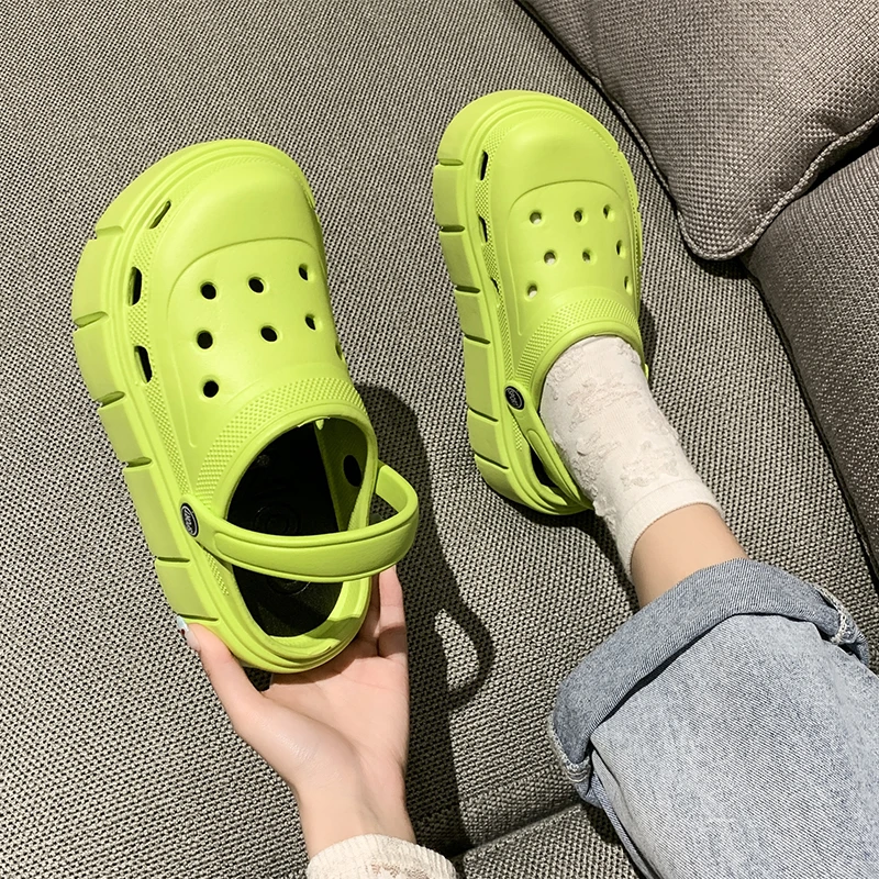 Женские босоножки на плоской подошве, летние новые сандалии на платформе, дизайнерская повседневная обувь, сланцы, модная женская обувь с р... 
Женские босоножки на плоской подошве, летние новые сандалии на платформе, дизайнерская повседневная обувь, сланцы, модная женская обувь с р...