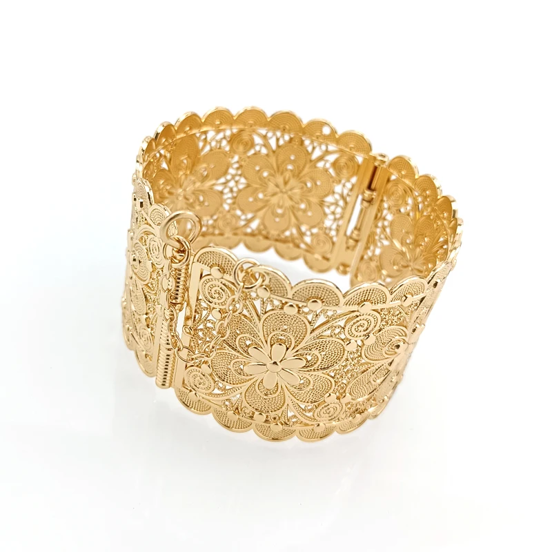 Exquisite Algerian Metal Floral Bracelets, Women's Cuff Bracelets, African Wedding Jewelry, Moroccan Banquet Gifts, Bridal Gifts
Exquisite Algerian Metal Floral Bracelets, Women's Cuff Bracelets, African Wedding Jewelry, Moroccan Banquet Gifts, Bridal Gifts