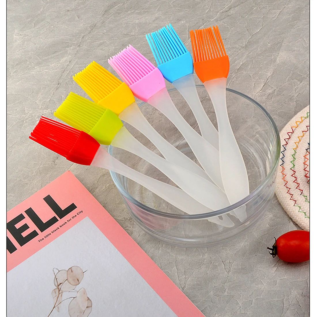 Food Silicone Brush Smear Brush Barbecue Baking Pan Bread Chef Pastry Oil Barbecue Pan Tool Household Kitchen Accessories
Food Silicone Brush Smear Brush Barbecue Baking Pan Bread Chef Pastry Oil Barbecue Pan Tool Household Kitchen Accessories