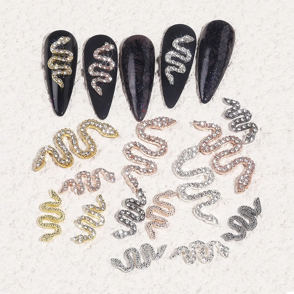 10Pcs Snake 3D Nails Large Gold Silver Snake Covered Shiny Rhinestone Charm Manicure Nails Art Accessories DIY Alloy Nails Charm
10Pcs Snake 3D Nails Large Gold Silver Snake Covered Shiny Rhinestone Charm Manicure Nails Art Accessories DIY Alloy Nails Charm