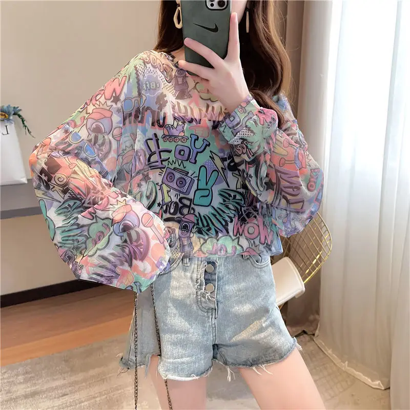 DAYIFUN Women Long-sleeve T-shirt Thin See-through Print Graphic Tee Summer Fashion Loose Female Clothes Oversized Top Sunscreen
DAYIFUN Women Long-sleeve T-shirt Thin See-through Print Graphic Tee Summer Fashion Loose Female Clothes Oversized Top Sunscreen
