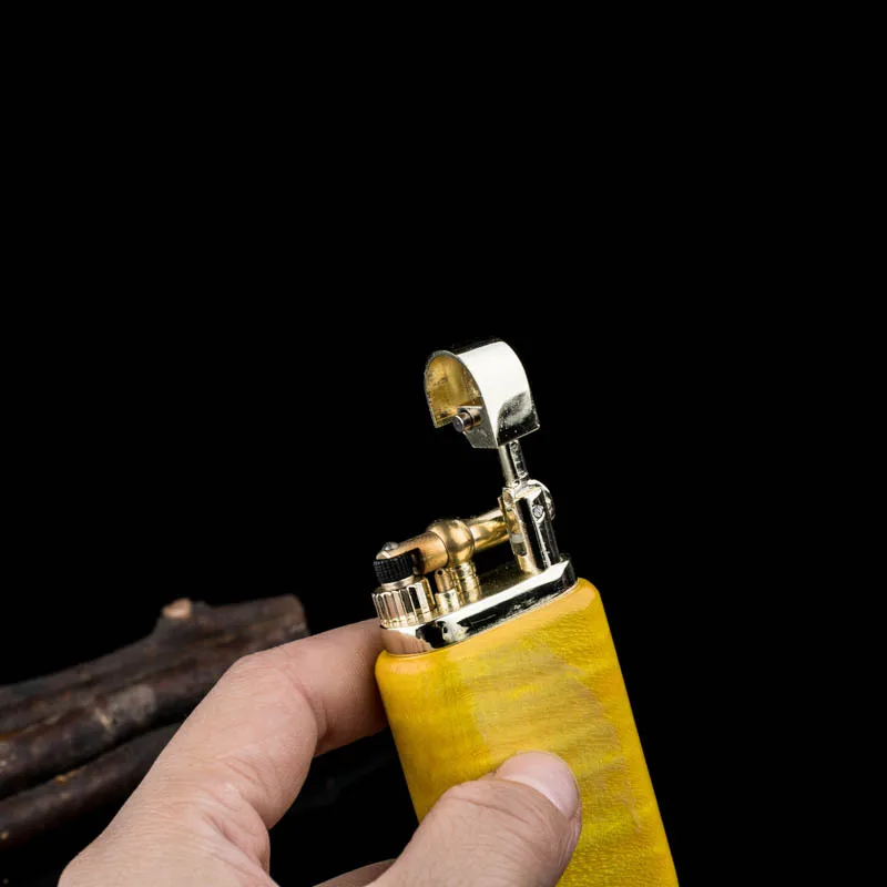 Ветрозащитная Зажигалка со скошенным пламенем, модная желтая зажигалка с зернистой полировкой
Ветрозащитная Зажигалка со скошенным пламенем, модная желтая зажигалка с зернистой полировкой