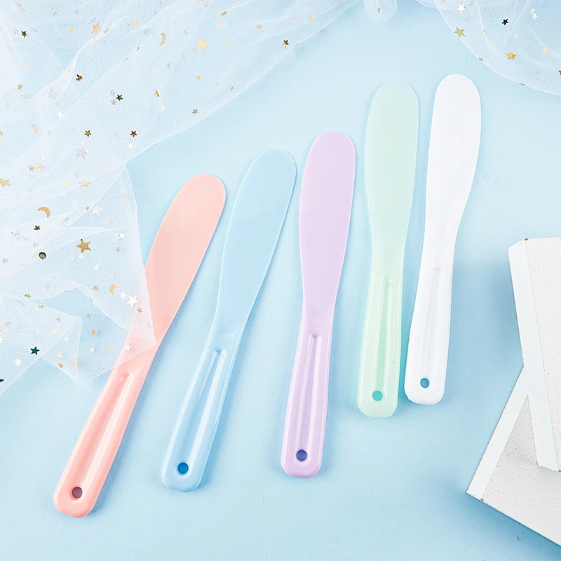 Plastic Spoon Facial Mask Stick Makeup Tools Mini Disposable Cosmetic Spatula Scoop Face Beauty DIY
Plastic Spoon Facial Mask Stick Makeup Tools Mini Disposable Cosmetic Spatula Scoop Face Beauty DIY