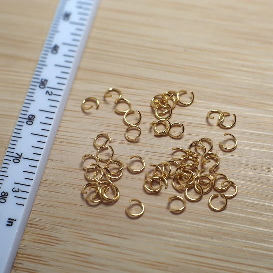 100pcs 24K Gold Color Plated Brass Jump Rings 4x0.5mm Open Round Jump Rings Jewelry Making 
100pcs 24K Gold Color Plated Brass Jump Rings 4x0.5mm Open Round Jump Rings Jewelry Making