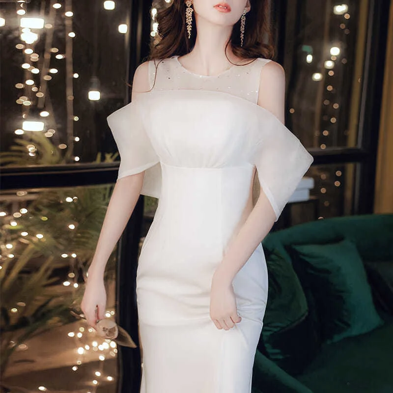 Autumn evening dress women's banquet temperament light luxury, minority high-end high-end texture white fishtail dress
Autumn evening dress women's banquet temperament light luxury, minority high-end high-end texture white fishtail dress