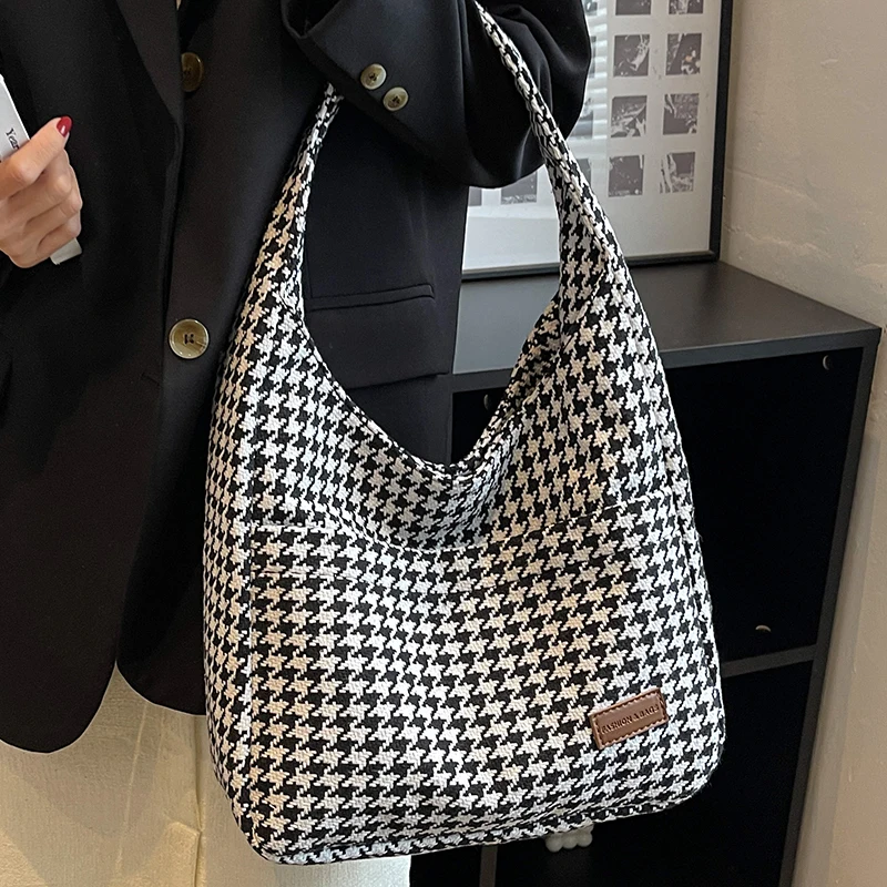 Famous Women Brand Handbags 2022 Designer Shoulder Bag Trending Big Size All Match Ladys Tote Bag New Listing Casual Shopper Bag
Famous Women Brand Handbags 2022 Designer Shoulder Bag Trending Big Size All Match Ladys Tote Bag New Listing Casual Shopper Bag