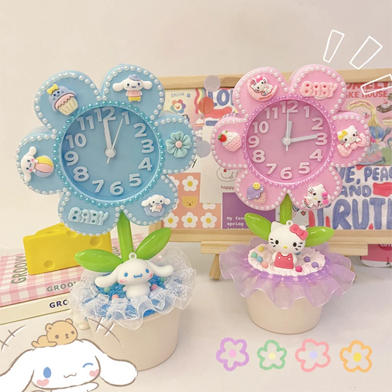 Настольные будильники с будильником Sanrio, Hello Kitty Cinnamoroll, украшения для творчества, цифровая указка «сделай сам», часы с цветами, для общежития и дома
Настольные будильники с будильником Sanrio, Hello Kitty Cinnamoroll, украшения для творчества, цифровая указка «сделай сам», часы с цветами, для общежития и дома