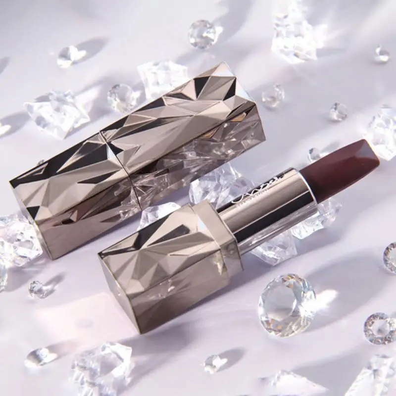 Velvet Matte Three-color Lipstick Moisture Non-fading Waterproof Nutritious Long Lasting Full Colors Sexy Lips Makeup
Velvet Matte Three-color Lipstick Moisture Non-fading Waterproof Nutritious Long Lasting Full Colors Sexy Lips Makeup