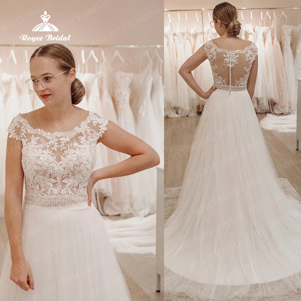 Classic Pearls Lace Applique Tulle Tenk Formal Dress Wedding Dresses Button A line Button Sweep Wedding Grown for women 
Classic Pearls Lace Applique Tulle Tenk Formal Dress Wedding Dresses Button A line Button Sweep Wedding Grown for women