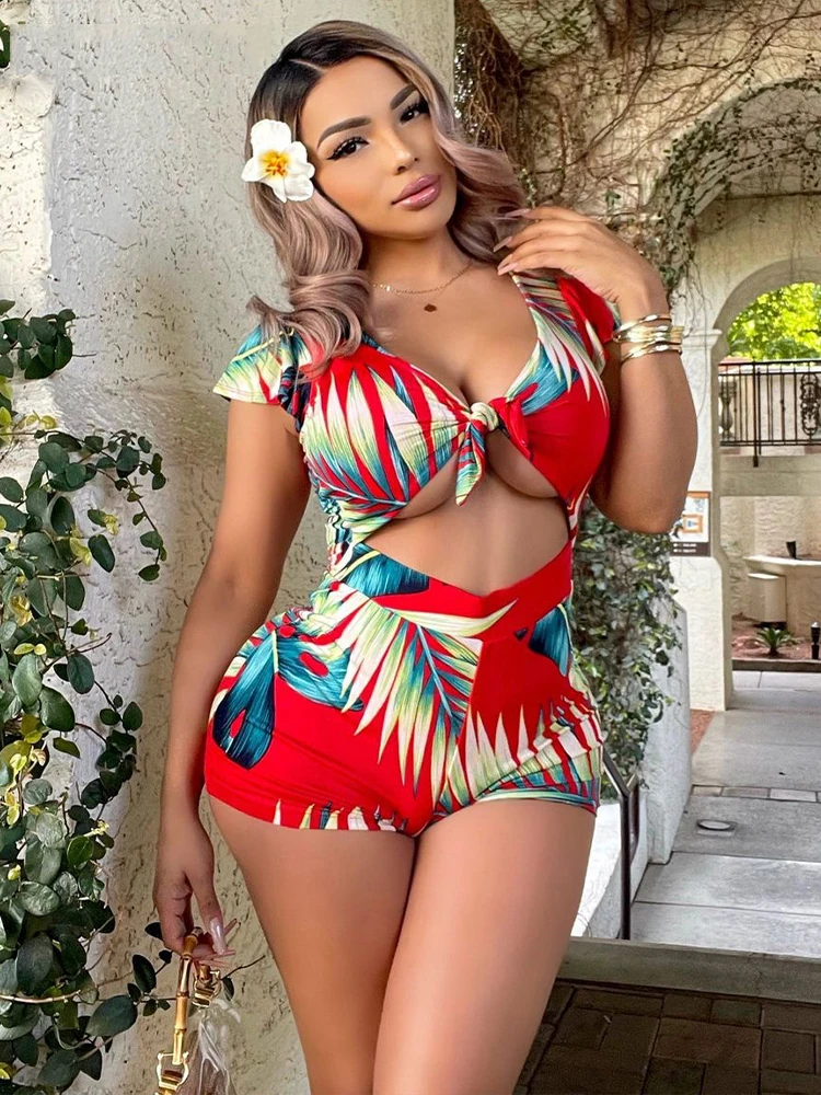 Casual Holiday Beach Style Printed Jumpsuits Sexy Slim Bandage Hollow Out Short Sleeve Rompers Women 2022 Summer Ladies Fashion
Casual Holiday Beach Style Printed Jumpsuits Sexy Slim Bandage Hollow Out Short Sleeve Rompers Women 2022 Summer Ladies Fashion