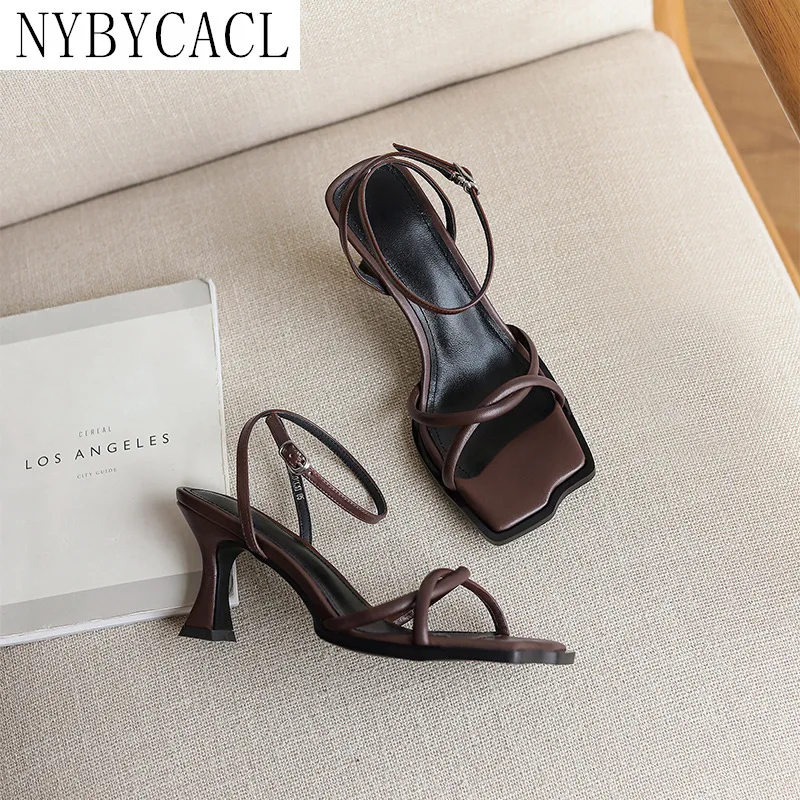 2022 Summer Narrow Band Heel Sandals Women Thick Heel Ankle Strap Fashion Square Toe Ladies Dress Sandalias Women's shoes New
2022 Summer Narrow Band Heel Sandals Women Thick Heel Ankle Strap Fashion Square Toe Ladies Dress Sandalias Women's shoes New