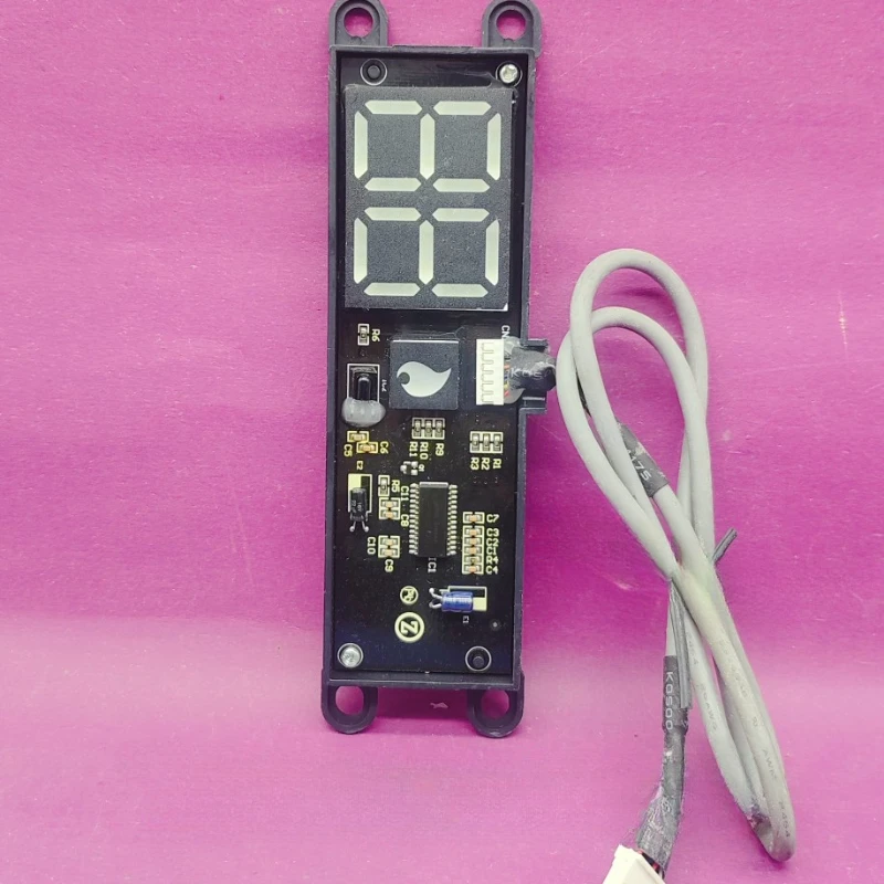 Suitable for the FS-CH141W-D receiver board receiver DB-141E-75-D/52 dedicated to Zhigao air conditioning 
Suitable for the FS-CH141W-D receiver board receiver DB-141E-75-D/52 dedicated to Zhigao air conditioning