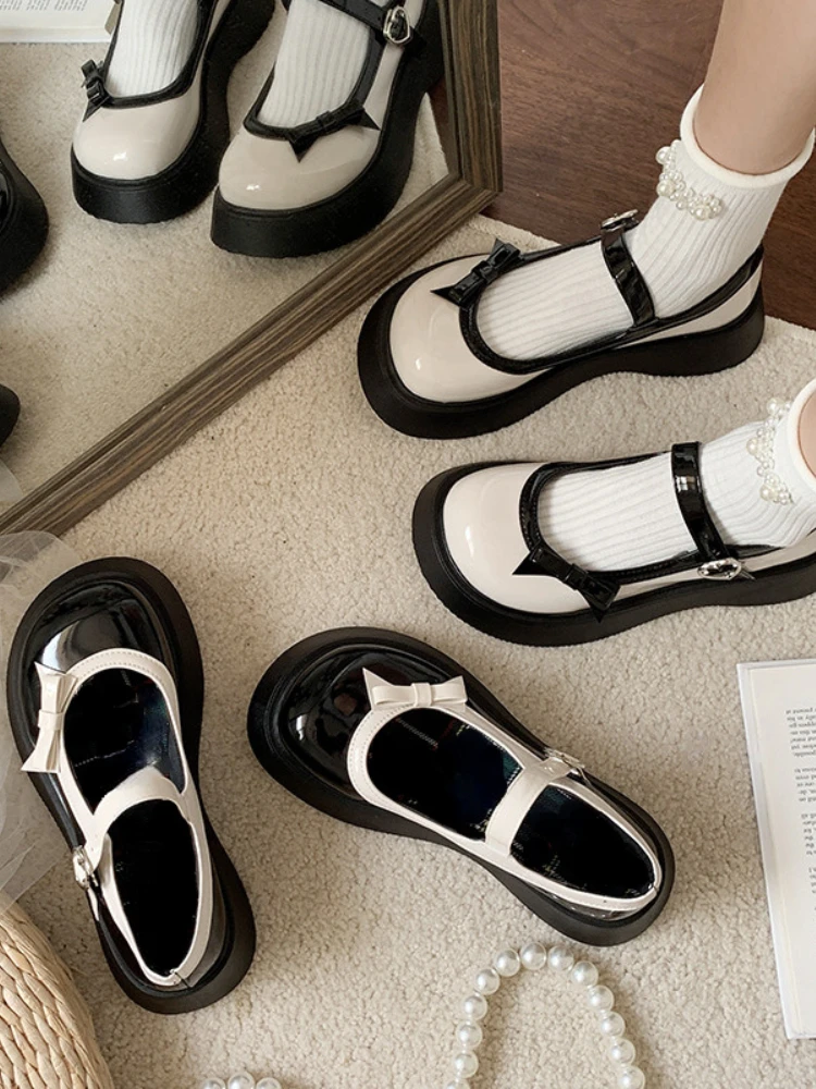 Japanese Style Mary Janes Platform Sandals Girl Causal 2022 Summer Lolita Pure Color Buckle Shoes Non Slip Vintage Fashion Shoes
Japanese Style Mary Janes Platform Sandals Girl Causal 2022 Summer Lolita Pure Color Buckle Shoes Non Slip Vintage Fashion Shoes