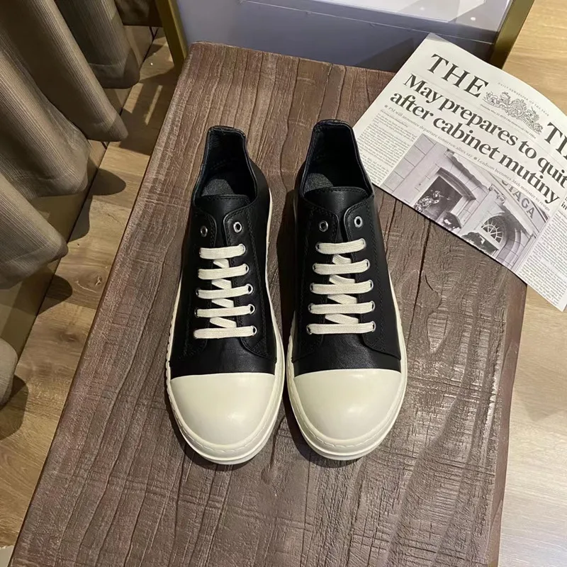 Men's and women's classic leather versatile low top thick soled shoes lace up casual shoes comfortable breathable movement
Men's and women's classic leather versatile low top thick soled shoes lace up casual shoes comfortable breathable movement