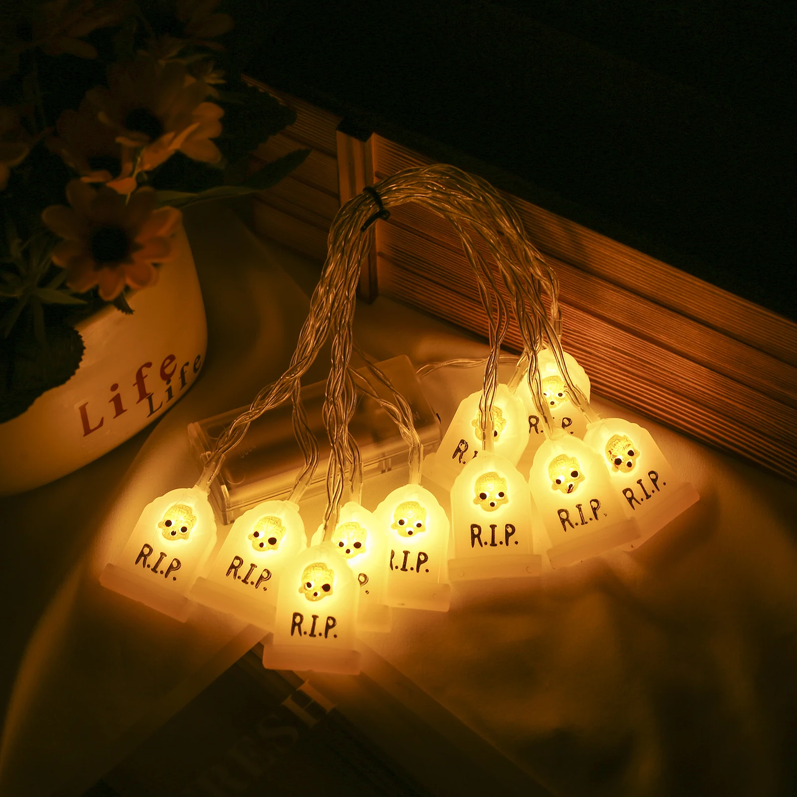 String Lamp Atmosphere Halloween Decoration Lights String Lamp Atmosphere Halloween Decor Light Home Decor Window Curtain Light
String Lamp Atmosphere Halloween Decoration Lights String Lamp Atmosphere Halloween Decor Light Home Decor Window Curtain Light