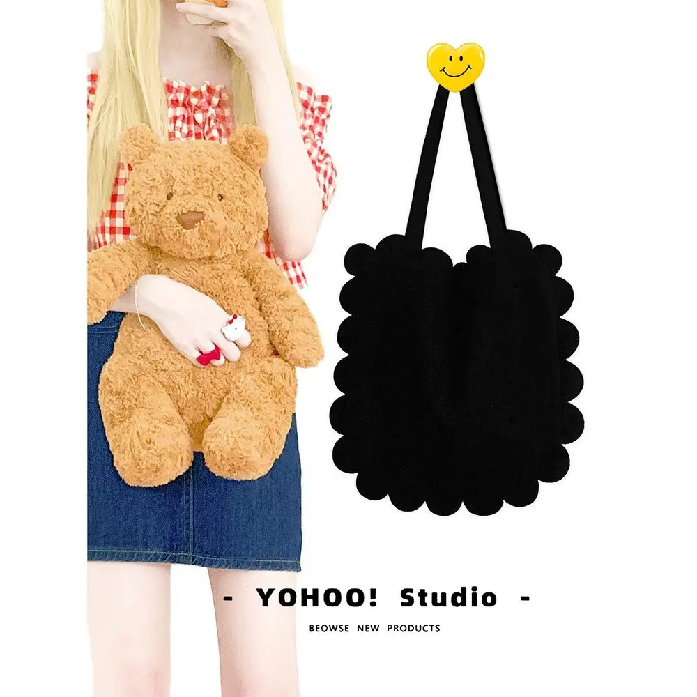 Japanese Ins Minimalist Black Handbag Artistic Versatile Canvas Shoulder Bag Niche Designer Large Capacity Women's Bag 
Japanese Ins Minimalist Black Handbag Artistic Versatile Canvas Shoulder Bag Niche Designer Large Capacity Women's Bag