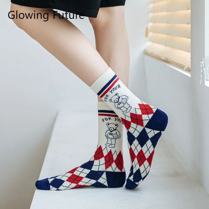 New Fashion Cotton Cartoon Bears Women Socks Cute Kawaii Japanese Style Female Tube Sokken Retro Printed Ladies Sukka Casual Sox
New Fashion Cotton Cartoon Bears Women Socks Cute Kawaii Japanese Style Female Tube Sokken Retro Printed Ladies Sukka Casual Sox