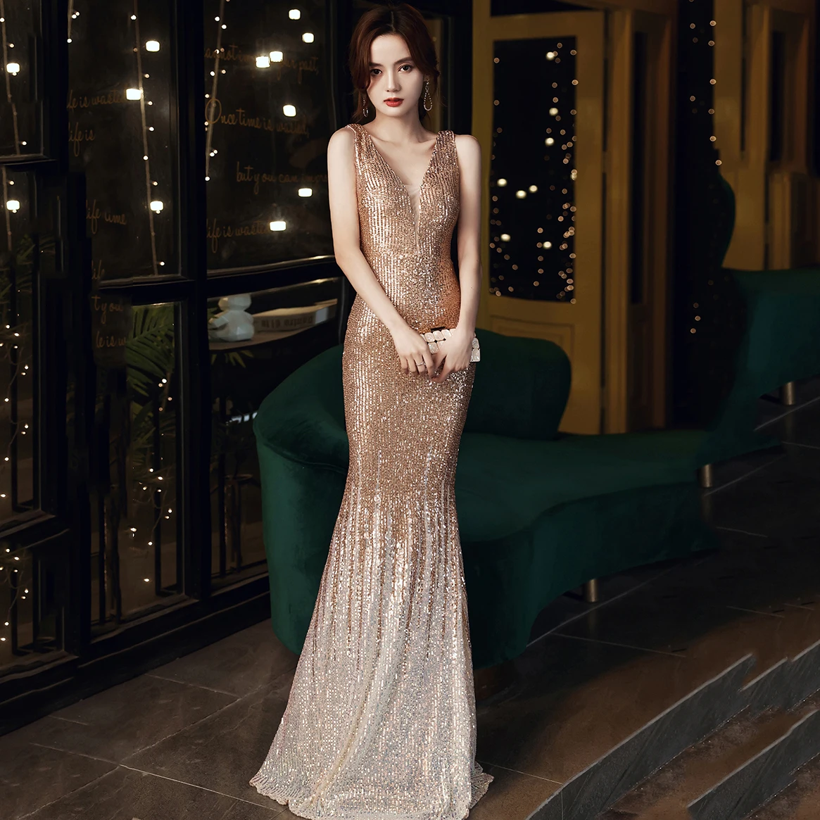 Prom Dresses V-Neck Floor-Length Dresses Woman Party Night Mermaid Sequin Prom Dress
Prom Dresses V-Neck Floor-Length Dresses Woman Party Night Mermaid Sequin Prom Dress