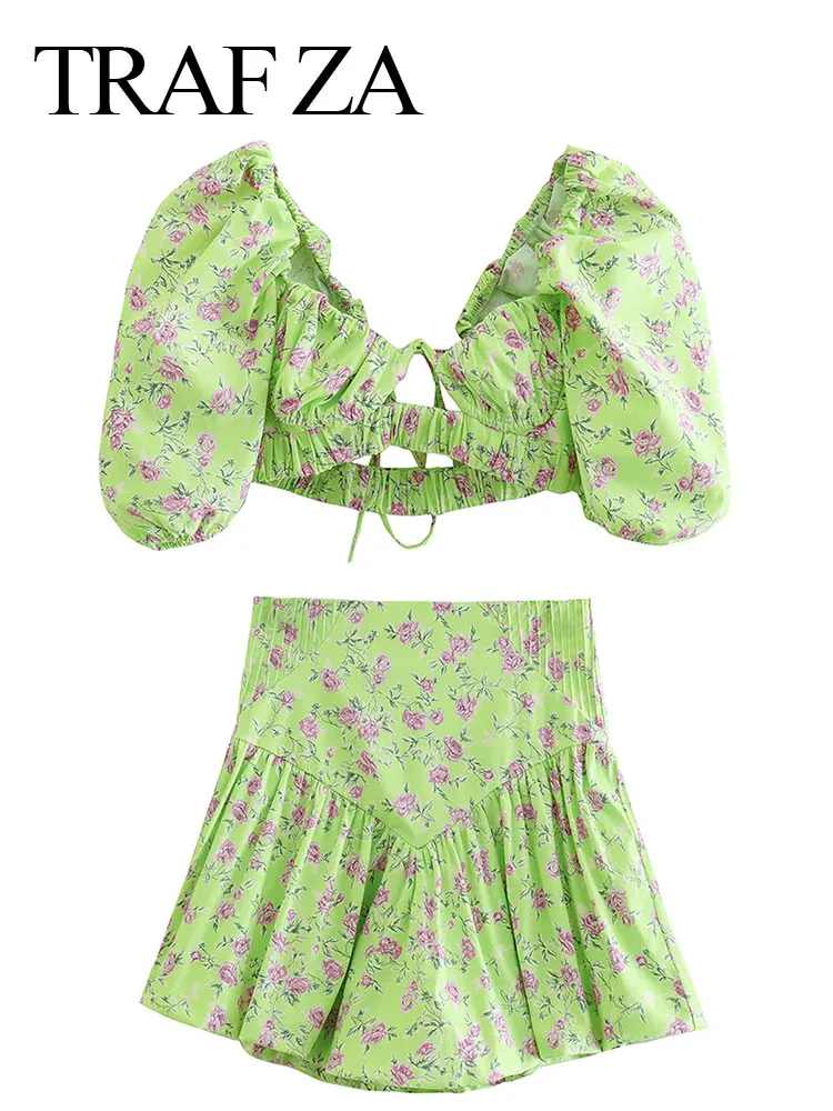 TRAF ZA Fashion Women's Printed Floral Short Skirt Puff Sleeves Bra Backless Slim Top + A-line Pleated Zipper Skirt 2 Piece Set
TRAF ZA Fashion Women's Printed Floral Short Skirt Puff Sleeves Bra Backless Slim Top + A-line Pleated Zipper Skirt 2 Piece Set