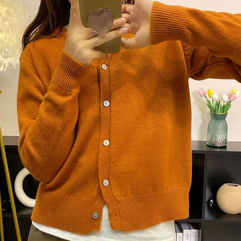 WDMSNA Long Sleeve O-Neck Woman Sweater 2022 Autumn New Round Neck Knitted Cardigan Korean Single Breasted Sweters for Women
WDMSNA Long Sleeve O-Neck Woman Sweater 2022 Autumn New Round Neck Knitted Cardigan Korean Single Breasted Sweters for Women