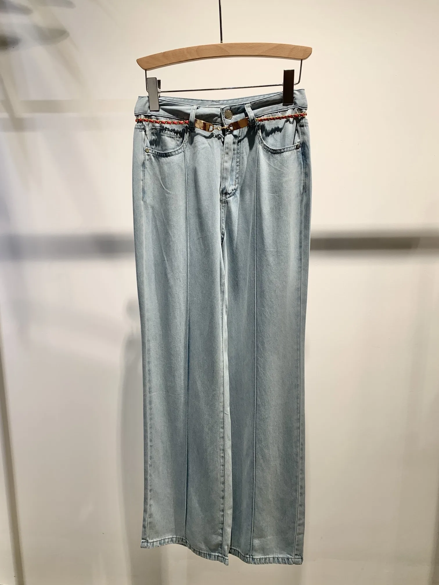 Female Clothing Woman Clothes Urban Trousers Women Clothing Pants Spring 2022 Women's Jeans Trend Denim Pants Wide Leg Jeans
Female Clothing Woman Clothes Urban Trousers Women Clothing Pants Spring 2022 Women's Jeans Trend Denim Pants Wide Leg Jeans
