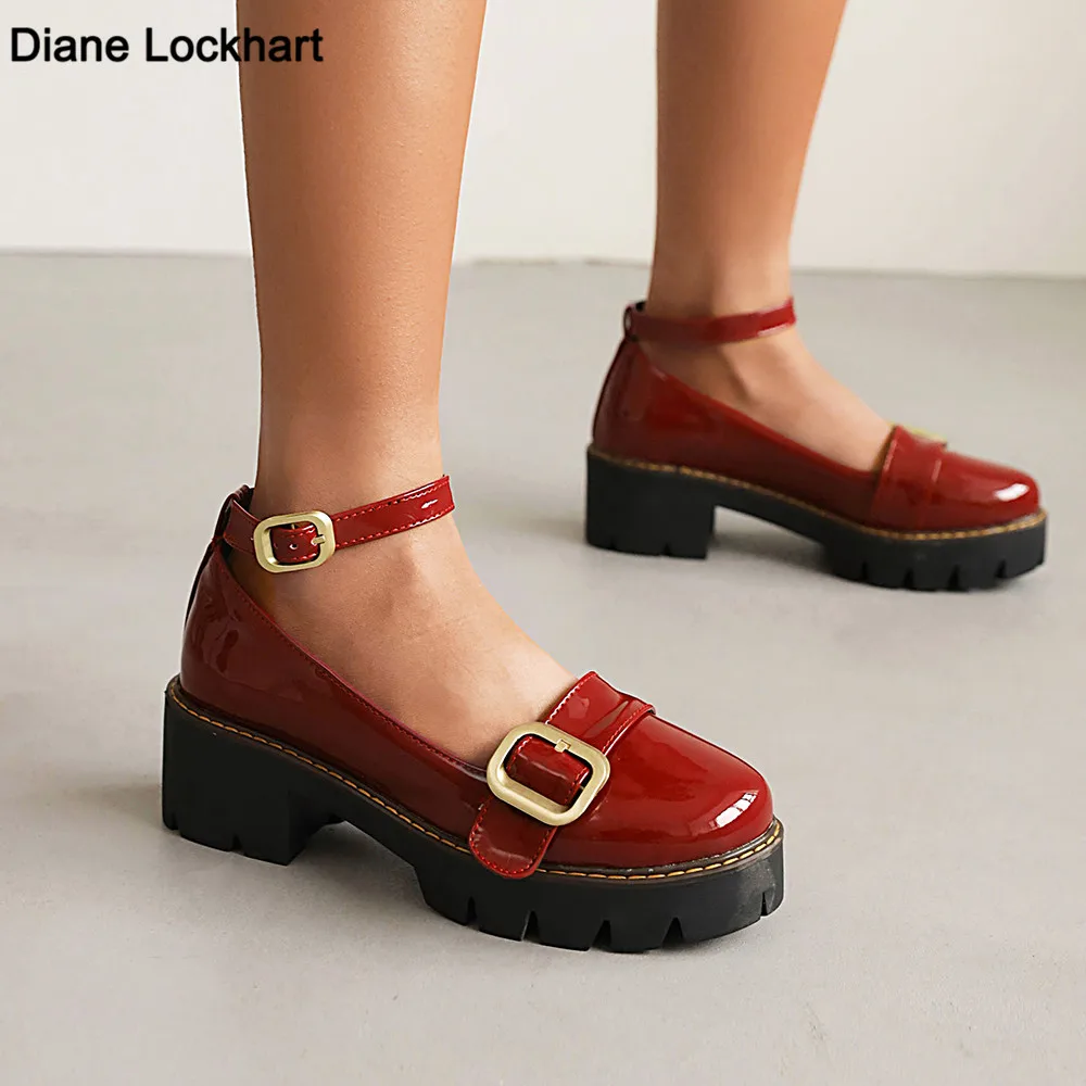 Retro Women Pumps Mary Janes Shoes Round Toe Student Girl Platform Buckle Japanese Lolita Literary Bullock Shoes Size 34-43
Retro Women Pumps Mary Janes Shoes Round Toe Student Girl Platform Buckle Japanese Lolita Literary Bullock Shoes Size 34-43