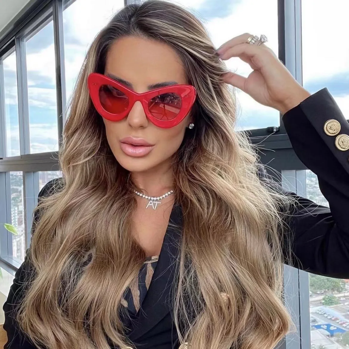 Fashion Oversized Cat Eye Sunglasses Ladies Anti Blue Light Concave Shape Eyewear Retro Men's Ladies Sun Glasses UV400
Fashion Oversized Cat Eye Sunglasses Ladies Anti Blue Light Concave Shape Eyewear Retro Men's Ladies Sun Glasses UV400
