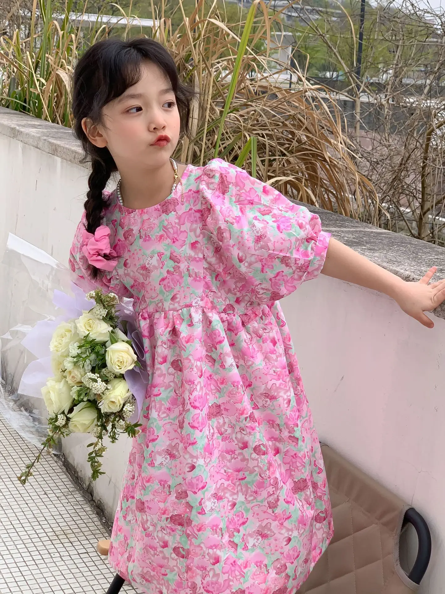 Sweet Girls Dresses 2023 Summer New Girls Puff Sleeve Floral Dress Wedding Birthday Party Princess Dress Vestidos 3-8Y 
Sweet Girls Dresses 2023 Summer New Girls Puff Sleeve Floral Dress Wedding Birthday Party Princess Dress Vestidos 3-8Y