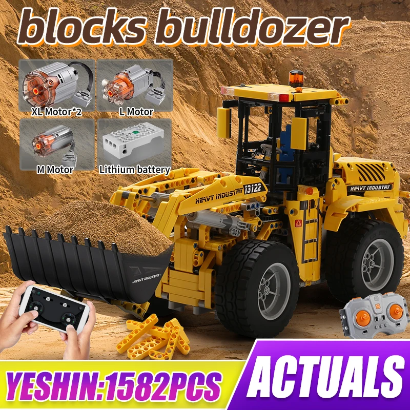 MOULD KING 13122 City Technical Wheel Loader RC Bulldozer Truck Building Blocks Bricks Compatible with 42030 Children Toys Gift
MOULD KING 13122 City Technical Wheel Loader RC Bulldozer Truck Building Blocks Bricks Compatible with 42030 Children Toys Gift