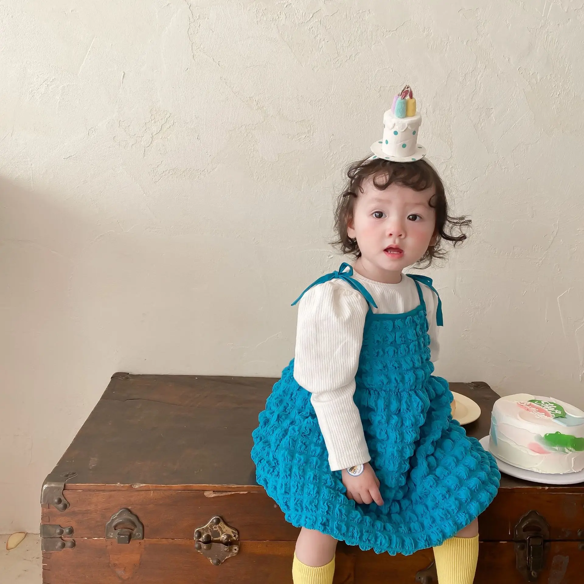 Korean Girls' Dress Suit 2pcs Baby Autumn Clothing Clothes for Babies Blue Plaid Princess Dress Kids' Skirt Puff Sleeve Shirts
Korean Girls' Dress Suit 2pcs Baby Autumn Clothing Clothes for Babies Blue Plaid Princess Dress Kids' Skirt Puff Sleeve Shirts