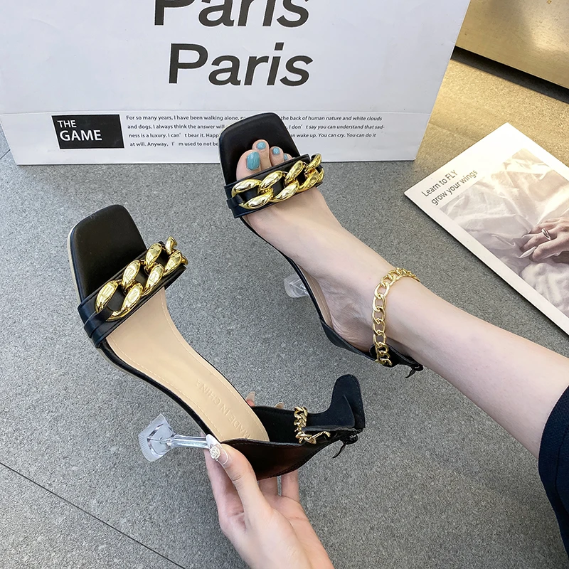 Summer New Women's Shoes Open Toe Beach Sandals Solid Color Outdoor Fashion Metal Decoration Women's Sandals Gladiator Sandals
Summer New Women's Shoes Open Toe Beach Sandals Solid Color Outdoor Fashion Metal Decoration Women's Sandals Gladiator Sandals
