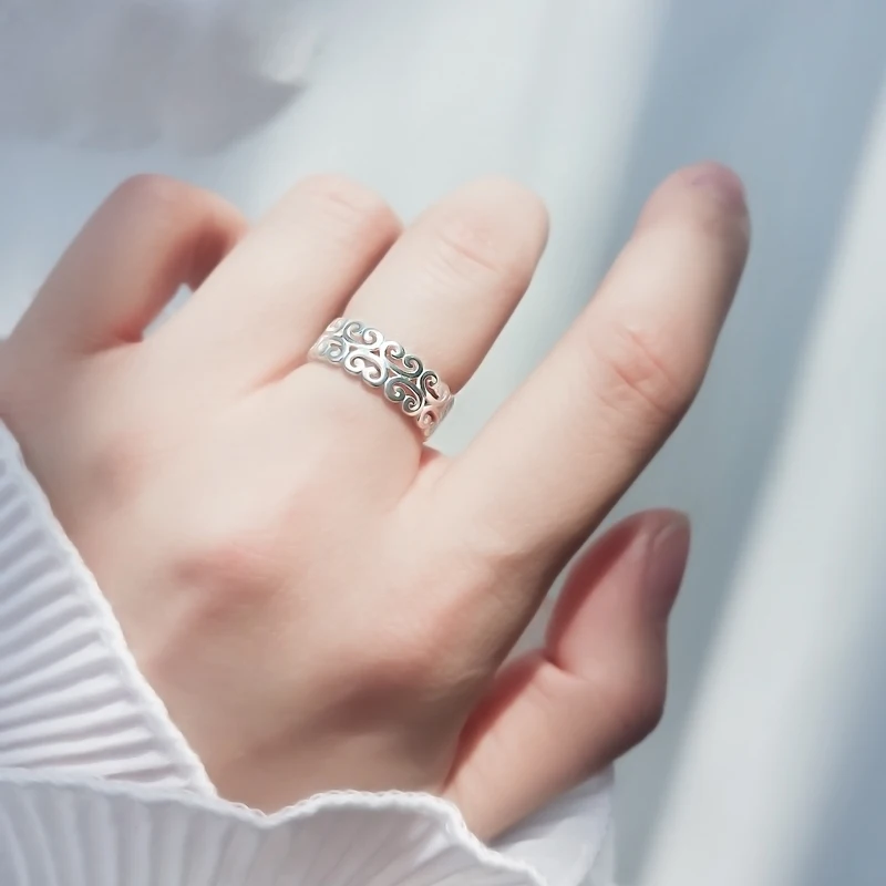 925 Sterling Silver Flower Carved Hollow Aesthetic Adjustable Rings For Women Simple Minimalist Delicate Jewelry Accessories
925 Sterling Silver Flower Carved Hollow Aesthetic Adjustable Rings For Women Simple Minimalist Delicate Jewelry Accessories