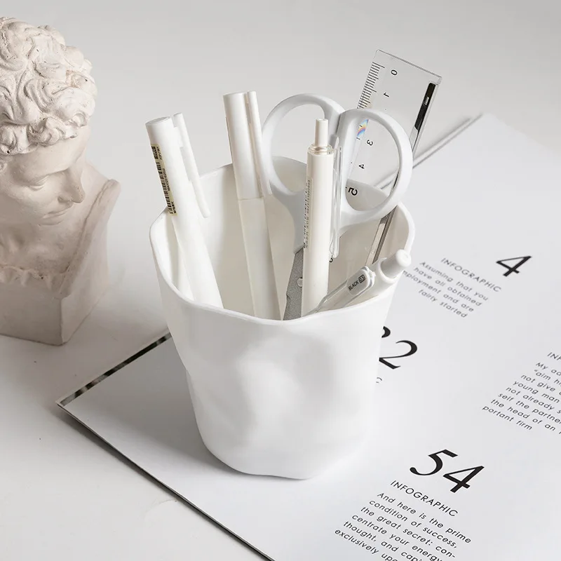 Creative White Pen Holder Home Office Storage Supplies Plastic Art Personality Learning Stationery Bucket Makeup Brush Finishing
Creative White Pen Holder Home Office Storage Supplies Plastic Art Personality Learning Stationery Bucket Makeup Brush Finishing