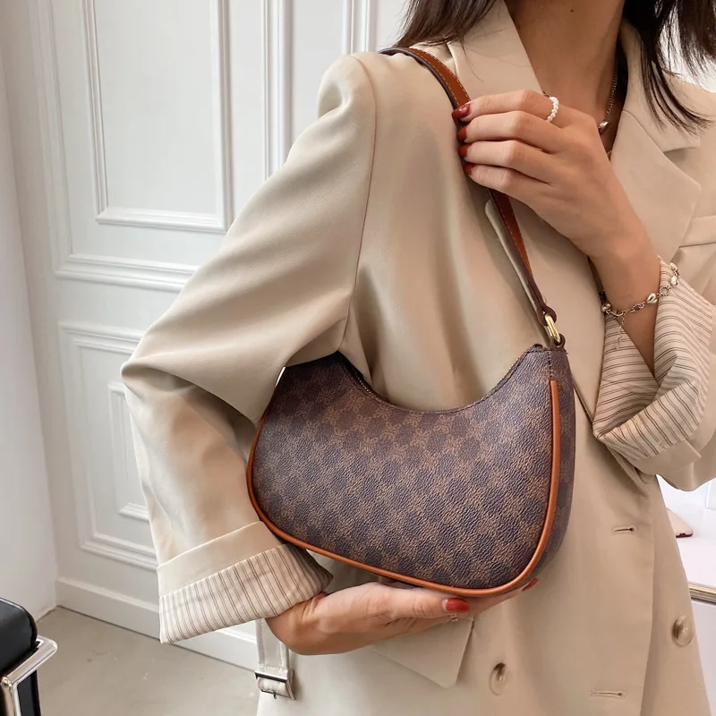 Half Moon Small Handbags For Women 2024 Trend Luxury Designer Printed Ladies Purses PU Leather Underarm Shoulder Bags Coffee
Half Moon Small Handbags For Women 2024 Trend Luxury Designer Printed Ladies Purses PU Leather Underarm Shoulder Bags Coffee