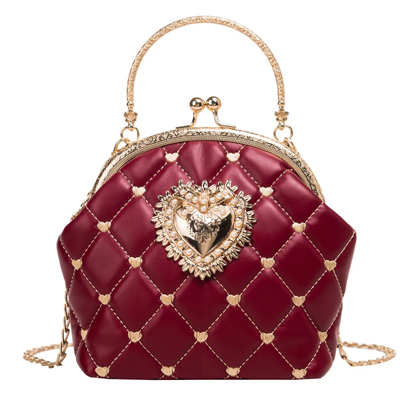 2022 Female Velvet Handbag Vintage Velour Heart Design Evening Bag Wedding Party Bride Clutch Velour Badge Bag Purse sac a main
2022 Female Velvet Handbag Vintage Velour Heart Design Evening Bag Wedding Party Bride Clutch Velour Badge Bag Purse sac a main