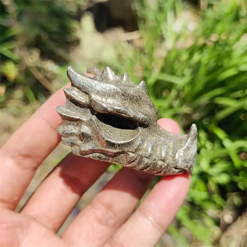 Natural Pyrite Dragon Skulls Carved Healing Crystal Ornament Reiki Gemstone Wicca Halloween Gift Home Decoration 1pcs
Natural Pyrite Dragon Skulls Carved Healing Crystal Ornament Reiki Gemstone Wicca Halloween Gift Home Decoration 1pcs