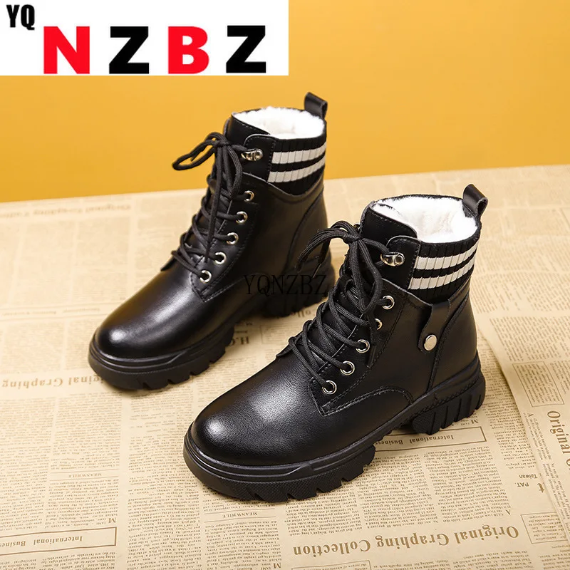 Women Shoes Winter Fashion New All-match Snow Boots Plus Velvet Padded Woman Boots To Keep Warm Light Comfortable Martin Boots
Women Shoes Winter Fashion New All-match Snow Boots Plus Velvet Padded Woman Boots To Keep Warm Light Comfortable Martin Boots