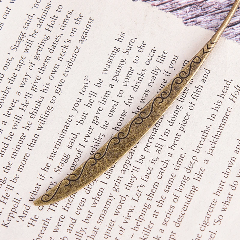 Funny Clock Metal Bookmarks Vintage Retro Tower Book Marker Paper Clips For Kids Gift Stationery Student Gift Alloy Metal Hot
Funny Clock Metal Bookmarks Vintage Retro Tower Book Marker Paper Clips For Kids Gift Stationery Student Gift Alloy Metal Hot