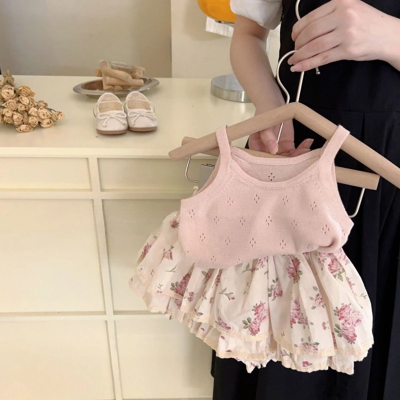 Girls Clothing Sets 2023 Summer Sleeveless Shirts Floral Shorts 2Pcs for Kids Clothing Sets Sweet Baby Clothes Outfits
Girls Clothing Sets 2023 Summer Sleeveless Shirts Floral Shorts 2Pcs for Kids Clothing Sets Sweet Baby Clothes Outfits