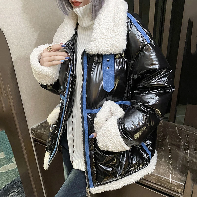2022 Winter New Women Jackets Warm Lambwool Lapel Collar Stitching Down Coat Women's Fashion Female White Duck Down Jackets
2022 Winter New Women Jackets Warm Lambwool Lapel Collar Stitching Down Coat Women's Fashion Female White Duck Down Jackets