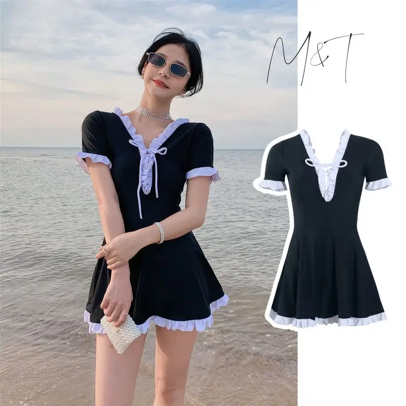 Swimming Skirt Lace One-Piece Fairy Covering Flesh Thin Black White Stitching Student Girl Hot Spring Sun Bath Swimsuit
Swimming Skirt Lace One-Piece Fairy Covering Flesh Thin Black White Stitching Student Girl Hot Spring Sun Bath Swimsuit