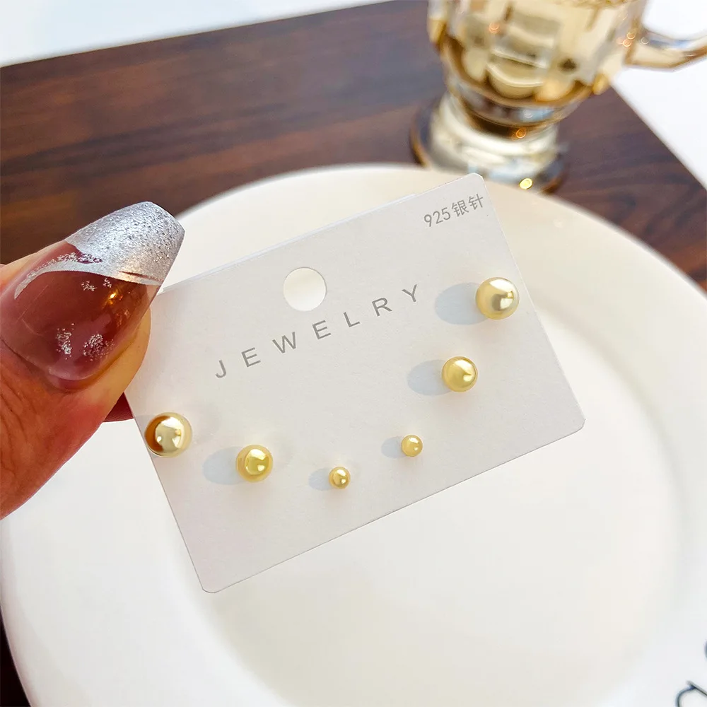 14KG Beanie Small Stud Earrings Set for Women Ladies Korean Simple Temperament 2022 New Trendy Jewelry Pendientes Dorados
14KG Beanie Small Stud Earrings Set for Women Ladies Korean Simple Temperament 2022 New Trendy Jewelry Pendientes Dorados