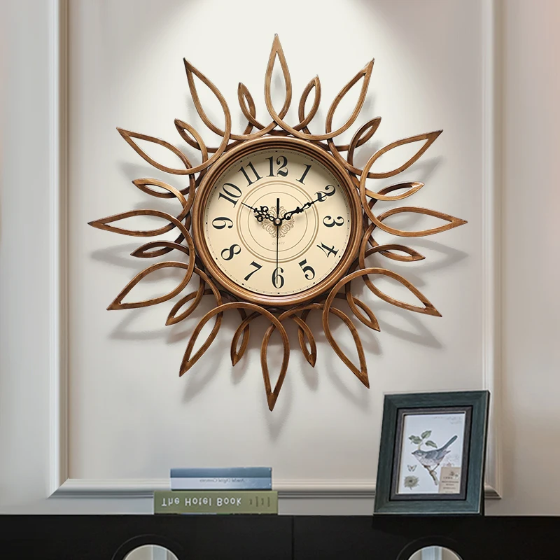 American fashion creative clock bedroom mute clock wall clock living room home light luxury art wall watch wall clock
American fashion creative clock bedroom mute clock wall clock living room home light luxury art wall watch wall clock